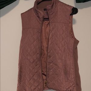 Comfy and cute vest!